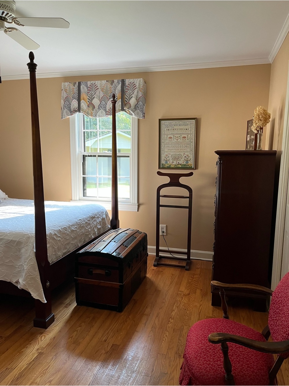 Window Treatment - Picture 2 of 4